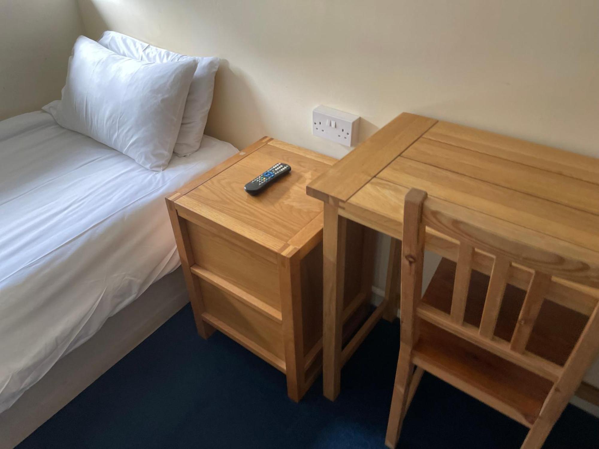 Bridge Farm Guesthouse Rooms Dundry Esterno foto