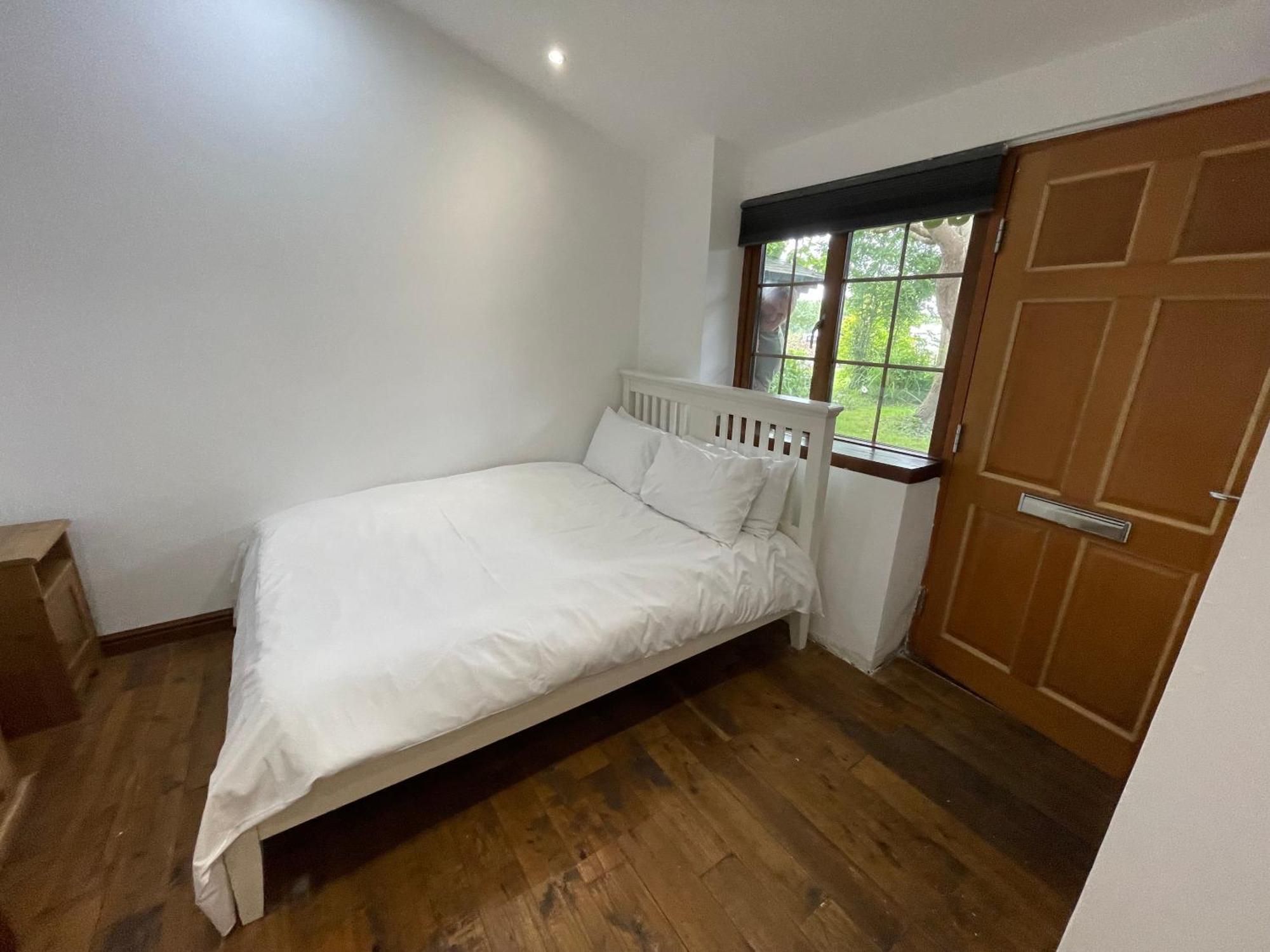 Bridge Farm Guesthouse Rooms Dundry Esterno foto
