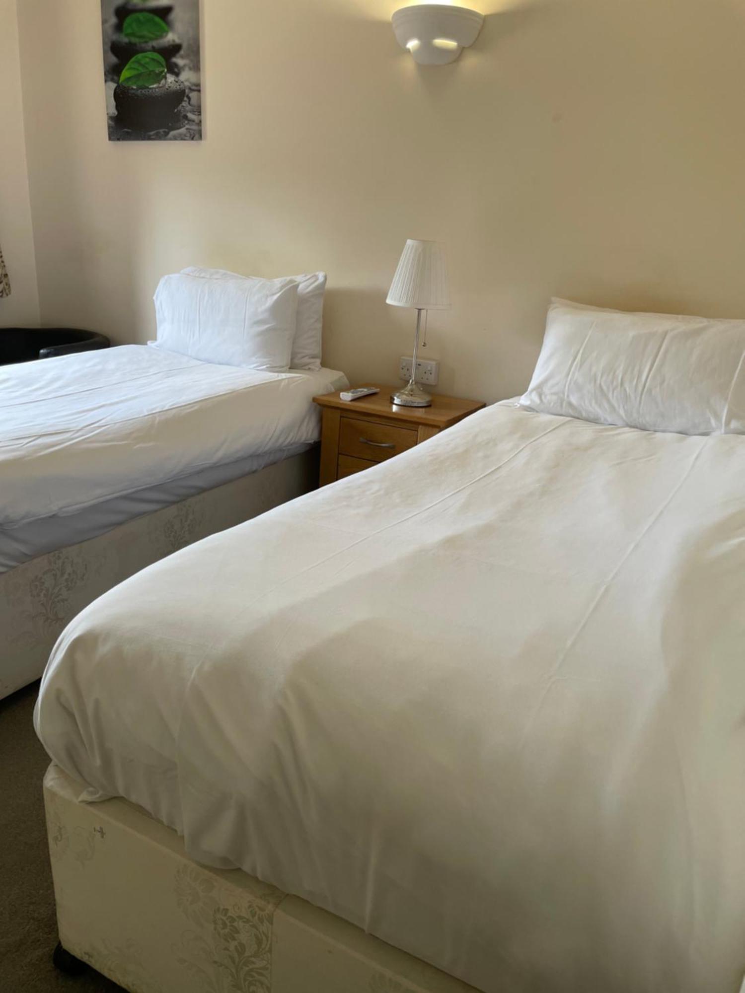 Bridge Farm Guesthouse Rooms Dundry Esterno foto