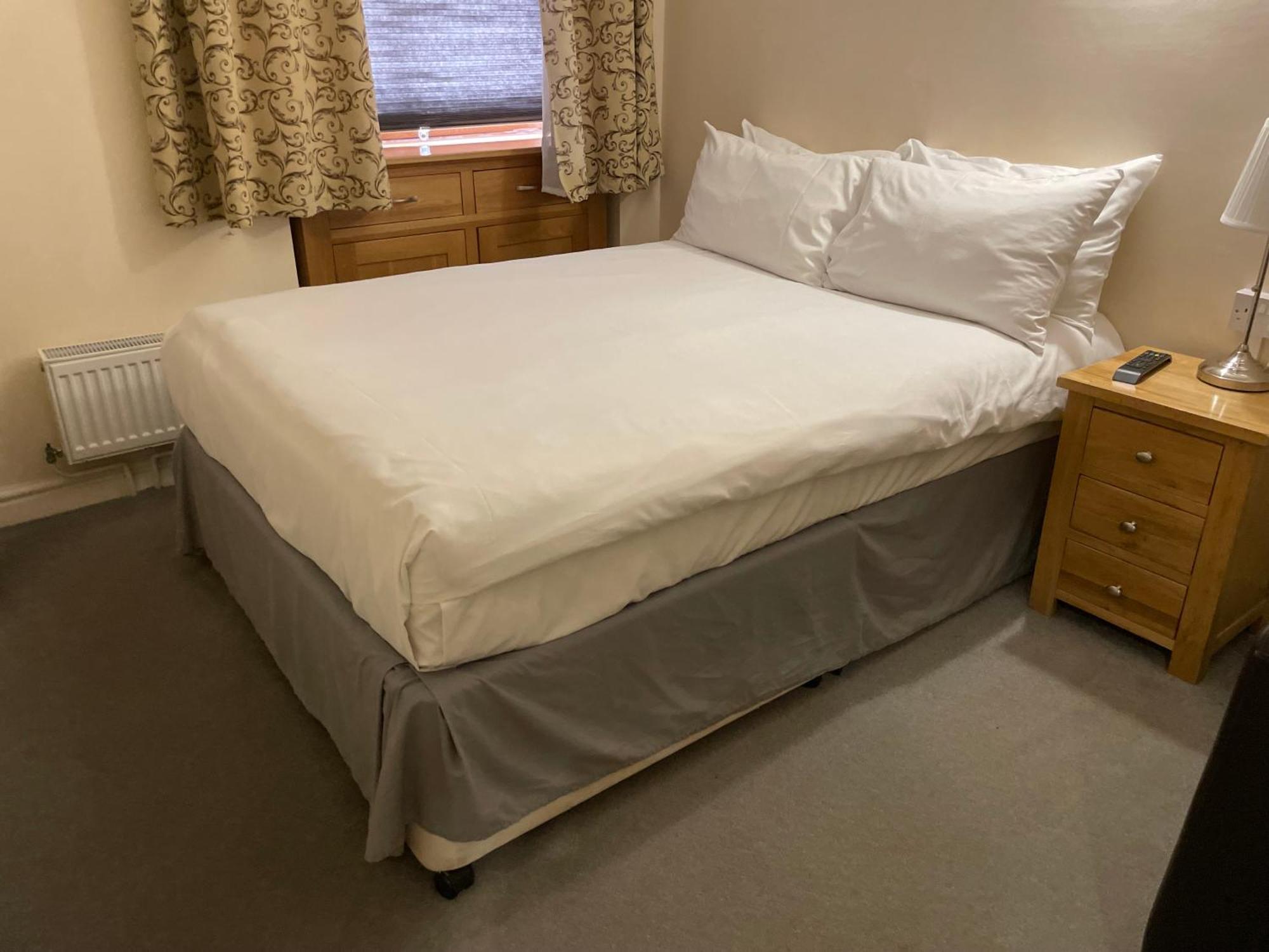 Bridge Farm Guesthouse Rooms Dundry Esterno foto