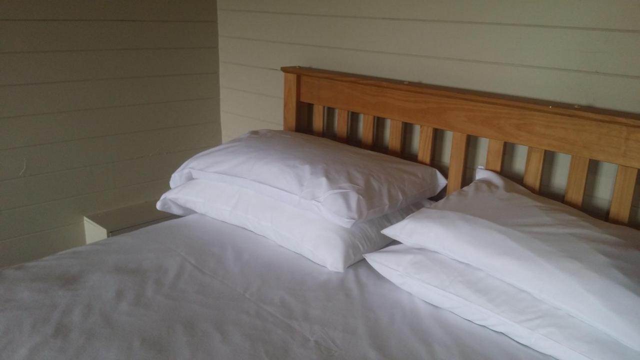 Bridge Farm Guesthouse Rooms Dundry Esterno foto